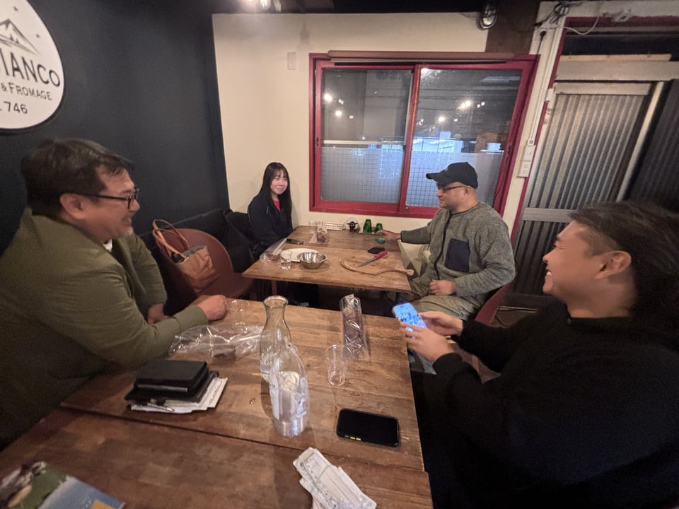 パウンドケーキ作りの打ち合わせの様子