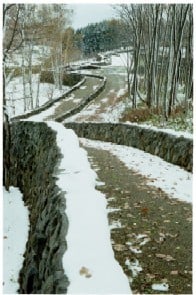 「初雪の長城」写真